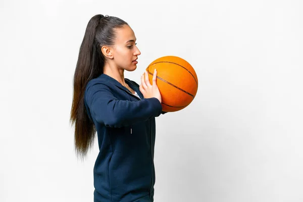 Jeune Femme Arabe Sur Fond Blanc Isolé Jouant Basket — Photo