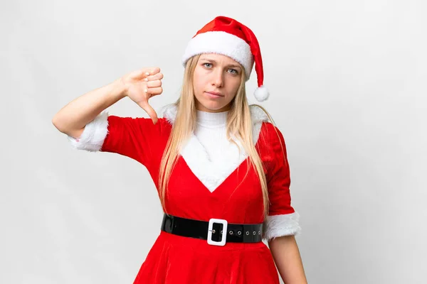 Junge Blonde Frau Mit Weihnachtsmütze Über Isoliertem Weißem Hintergrund Zeigt — Stockfoto