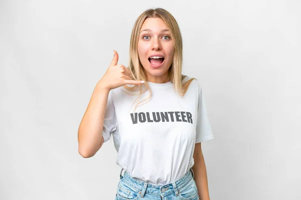 Mujer Voluntaria Joven Sobre Fondo Blanco Aislado Haciendo Gesto Teléfono — Foto de Stock