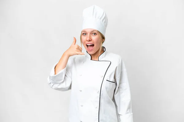 Jovem Chef Mulher Sobre Fundo Branco Isolado Fazendo Gesto Telefone — Fotografia de Stock