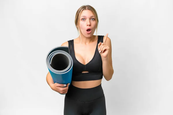 Blonde Sport Woman Going Yoga Classes While Holding Mat Isolated —  Fotos de Stock