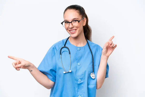 Young Caucasian Surgeon Doctor Woman Isolated White Background Pointing Finger — Stock Photo, Image