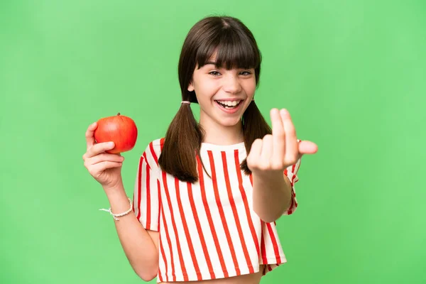 Kis Kaukázusi Lány Egy Almát Tart Elszigetelt Háttér Felett Kéri — Stock Fotó