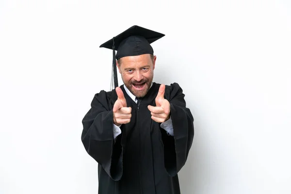 Absolwent Uniwersytetu Średnim Wieku Człowiek Izolowany Białym Tle Wskazując Front — Zdjęcie stockowe