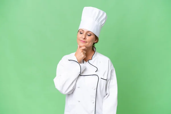 Chef Donna Mezza Età Sfondo Isolato Guardando Lato — Foto Stock