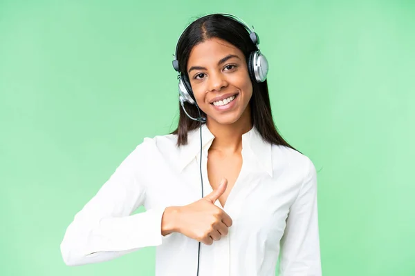 Telemarketer African American Woman Working Headset Isolated Chroma Key Background — Stock Photo, Image