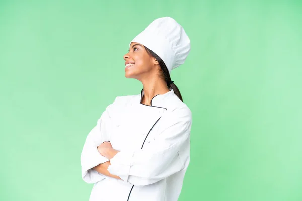 Junger Afroamerikanischer Koch Über Isolierten Chroma Schlüsselhintergrund Glücklich Und Lächelnd — Stockfoto