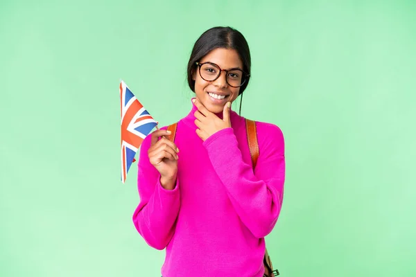 Joven Mujer Afroamericana Sosteniendo Una Bandera Del Reino Unido Sobre — Foto de Stock