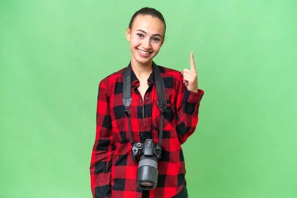 Jeune Photographe Arabe Femme Sur Fond Isolé Pointant Avec Index — Photo