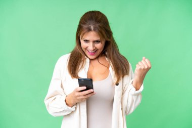 Karantina altındaki orta yaşlı kadın şaşırdı ve bir mesaj gönderiyor.