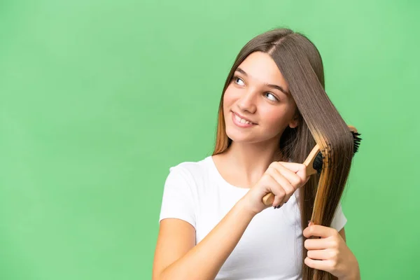 Teenager Caucasian Girl Hair Comb Isolated Background — Stock Photo, Image