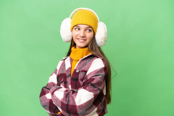 Adolescente Caucasico Ragazza Indossare Inverno Manicotti Sfondo Isolato Con Braccia — Foto Stock