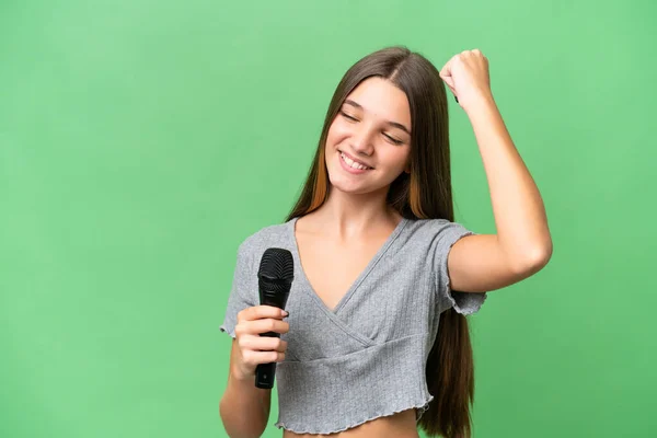 Adolescente Cantora Menina Pegar Microfone Sobre Fundo Isolado Celebrando Uma — Fotografia de Stock