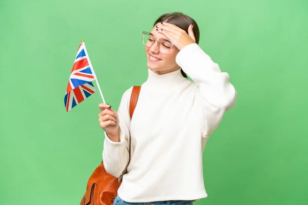 Подросток Студентка Кавказской Девушки Флагом Великобритании Изолированном Фоне Улыбается Много — стоковое фото