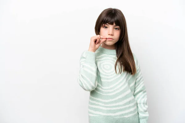 Pequena Menina Caucasiana Isolado Fundo Branco Mostrando Sinal Gesto Silêncio — Fotografia de Stock