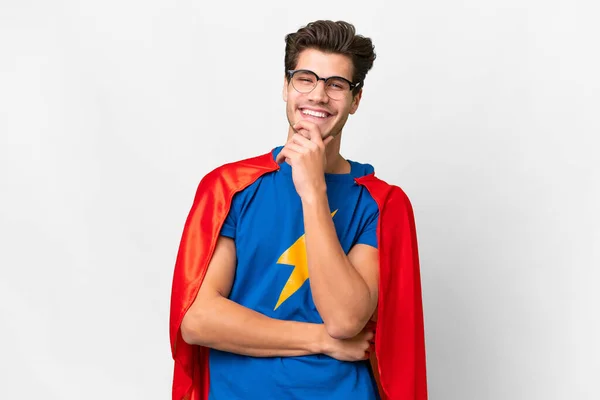 Super Hero Człowiek Kaukaski Izolowanym Białym Tle Okularami Uśmiechem — Zdjęcie stockowe