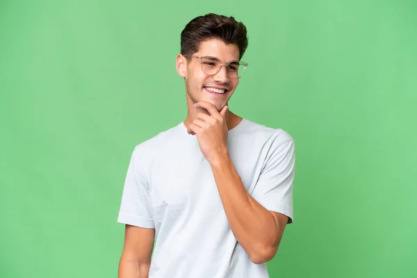 Young Caucasian Handsome Man Isolated Background Looking Side Smiling — Stock Photo, Image