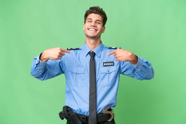 Młody Policjant Odizolowanym Tle Dumny Zadowolony Siebie — Zdjęcie stockowe