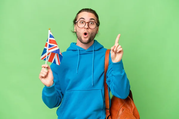 Ung Stilig Man Håller Brittisk Flagga Över Isolerad Bakgrund Med — Stockfoto