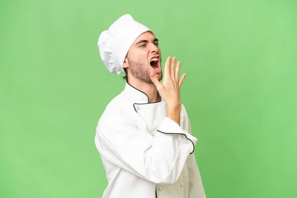 Jonge Knappe Chef Kok Man Geïsoleerde Achtergrond Geeuwen Het Bedekken — Stockfoto