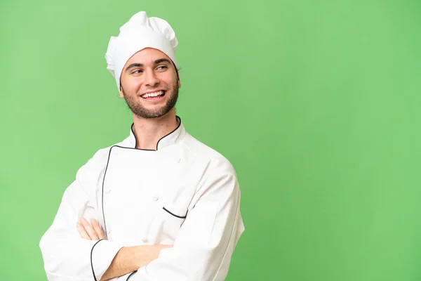 Jeune Beau Chef Homme Sur Fond Isolé Avec Les Bras — Photo