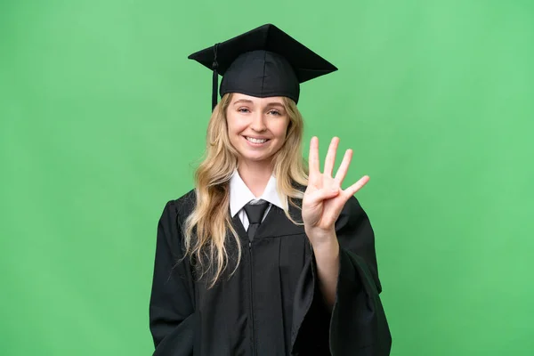 Молодая Выпускница Английского Университета Изолированном Фоне Счастлива Считает Пальцами Четыре — стоковое фото
