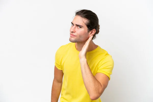 Caucasian Handsome Man Isolated White Background Listening Something Putting Hand — Stockfoto
