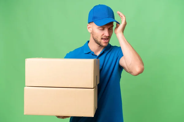 Delivery Caucasian Man Isolated Background Has Realized Something Intending Solution — Stock Photo, Image