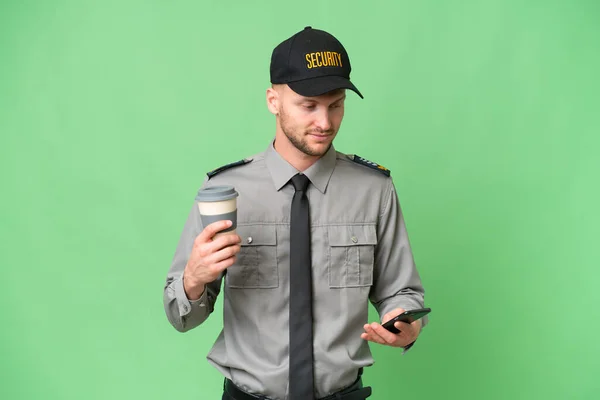 커피를 가지고 수있도록 커피를 고립된 배경에 경비원 — 스톡 사진
