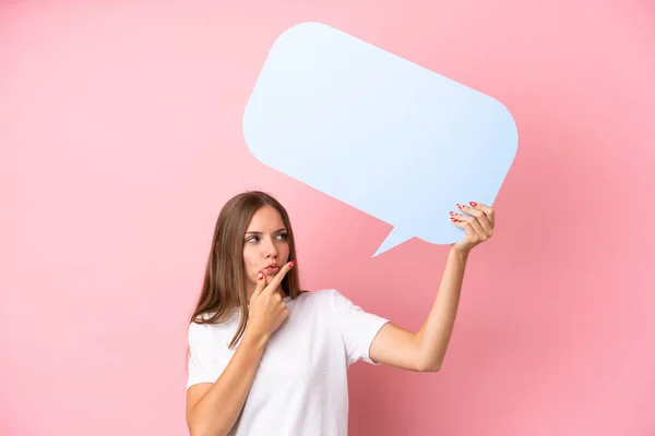 Young Lithuanian Woman Isolated Pink Background Holding Empty Speech Bubble — 图库照片