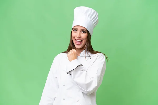 Giovane Chef Donna Caucasica Sfondo Isolato Che Celebra Una Vittoria — Foto Stock