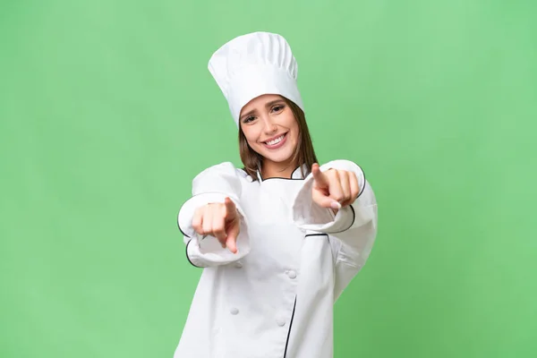 Giovane Donna Caucasica Chef Sfondo Isolato Punti Dito Voi Sorridendo — Foto Stock