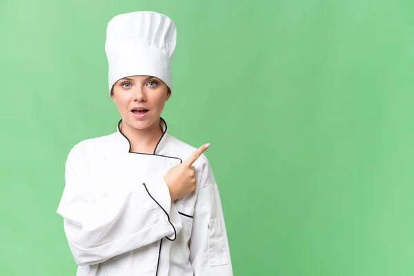 Jovem Chef Caucasiano Mulher Sobre Fundo Isolado — Fotografia de Stock