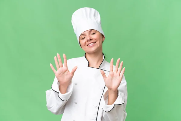 Mladý Kuchař Běloška Žena Přes Izolované Pozadí — Stock fotografie