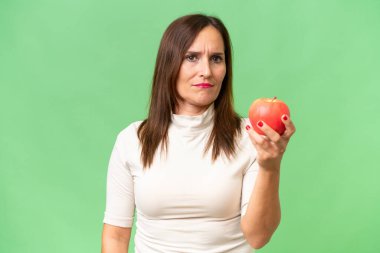 Elmalı güzel esmer kadın. 