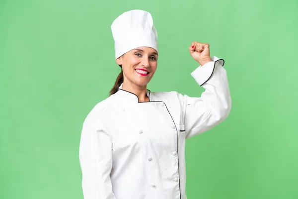 Chef Donna Mezza Età Sfondo Isolato Facendo Gesto Forte — Foto Stock