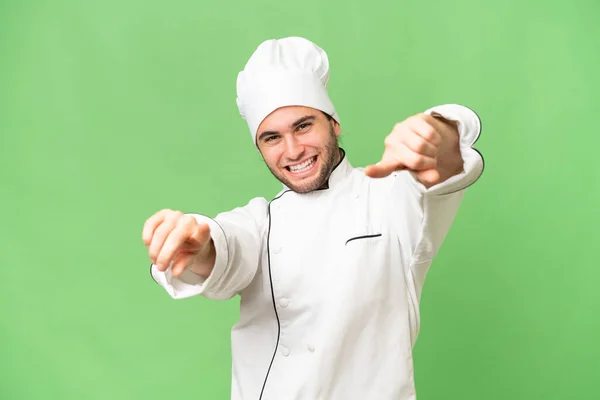 Jovem Bonito Chef Homem Sobre Isolado Fundo Aponta Dedo Para — Fotografia de Stock