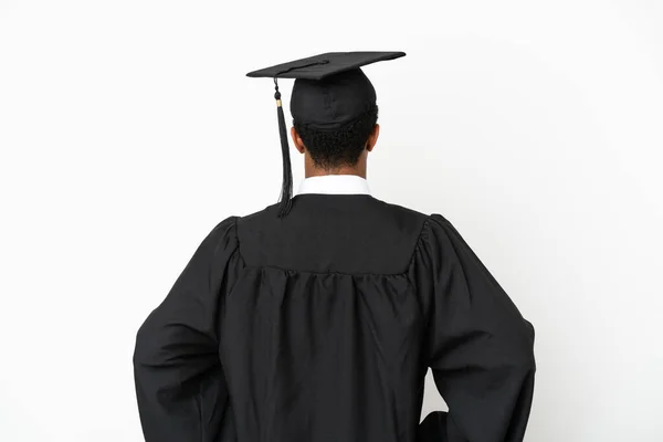 Afro Amerikaanse Universiteit Afgestudeerde Man Geïsoleerde Witte Achtergrond Rug Positie — Stockfoto