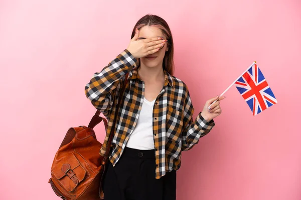 Junge Hispanische Frau Mit Einer Britischen Flagge Auf Rosa Hintergrund — Stockfoto