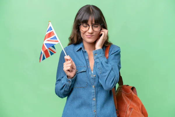 Молода Біла Жінка Тримає Прапор Великої Британії Над Ізольованим Тлом — стокове фото