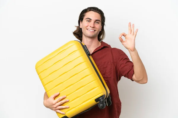 Mladý Pohledný Muž Izolované Bílém Pozadí Dovolené Cestovním Kufrem Dělat — Stock fotografie