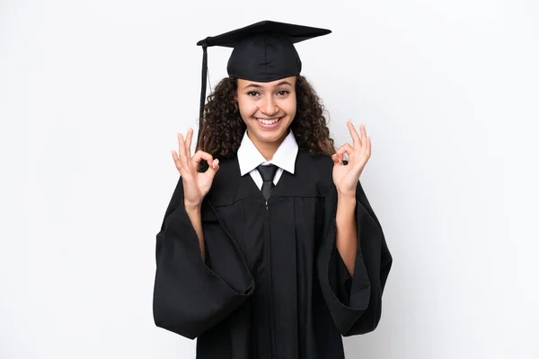 Joven Graduada Universitaria Árabe Aislada Sobre Fondo Blanco Mostrando Signo — Foto de Stock