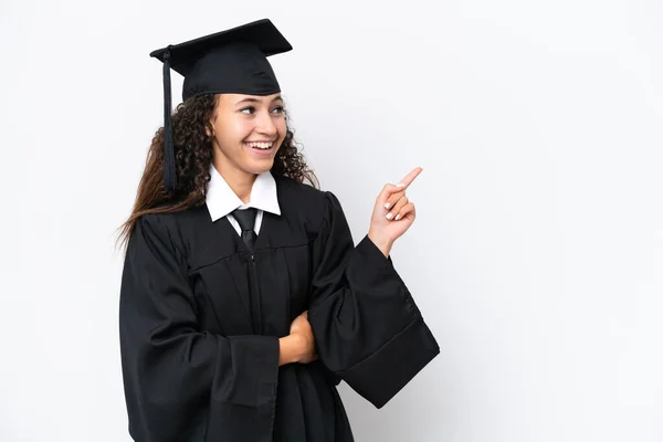 Jovem Universitária Graduada Mulher Árabe Isolado Fundo Branco Apontando Dedo — Fotografia de Stock