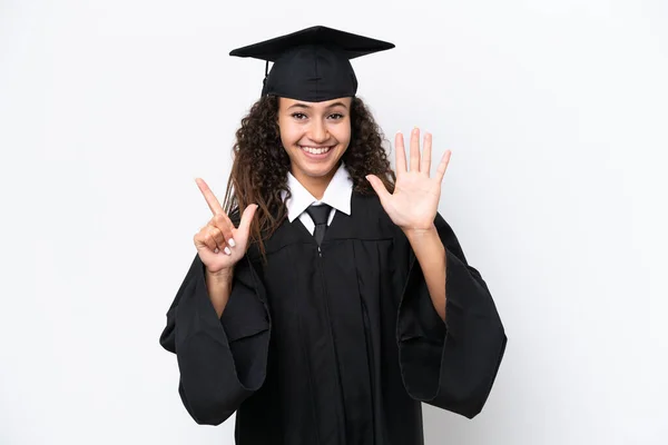 Νεαρή Απόφοιτος Πανεπιστημίου Αραβίδα Γυναίκα Απομονωμένη Λευκό Φόντο Καταμέτρηση Επτά — Φωτογραφία Αρχείου