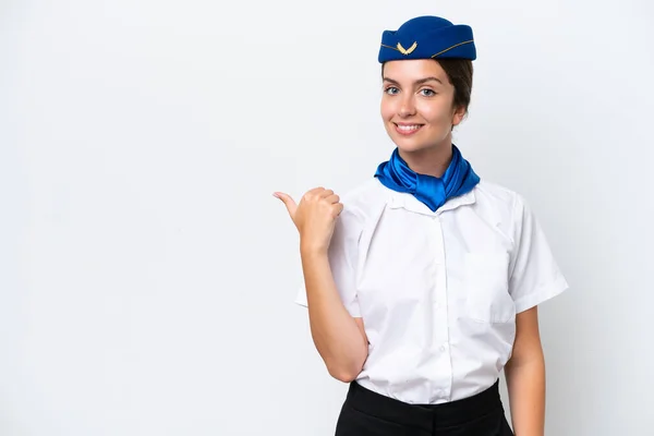 Αεροπλάνο Αεροσυνοδός Καυκάσιος Γυναίκα Απομονωμένη Λευκό Φόντο Που Δείχνει Προς — Φωτογραφία Αρχείου