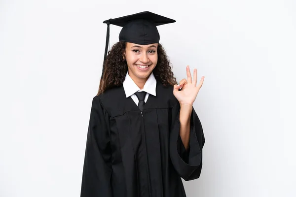 Młody Uniwersytet Absolwent Arabski Kobieta Izolowane Białym Tle Pokazując Znak — Zdjęcie stockowe
