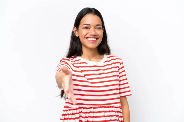 Young Colombian Woman Isolated White Background Shaking Hands Closing Good — Stock Photo, Image