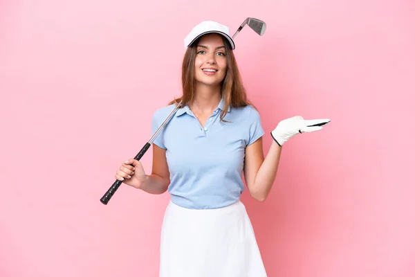 Junger Golfspieler Isoliert Auf Rosa Hintergrund Mit Schockiertem Gesichtsausdruck — Stockfoto