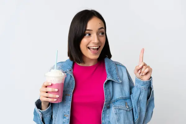 Junge Frau Mit Erdbeer Milchshake Isoliert Auf Weißem Hintergrund Der — Stockfoto