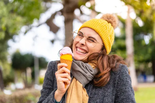Brunette Woman Cornet Ice Cream Outdoors — Stock Photo, Image